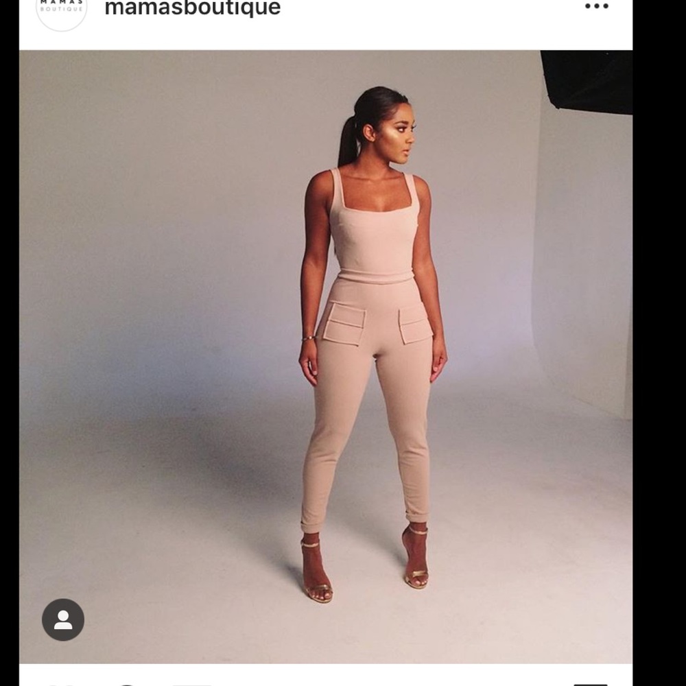 Nude Jumpsuit perfect for summer !⭐️🌼🌻